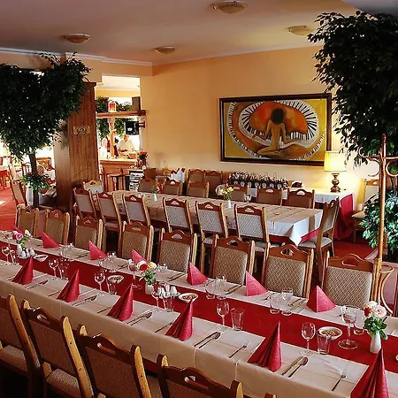 Hotel-penzion Zacher Hotel 3*
